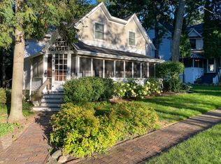 776 South Lakeshore DRIVE #R, Fontana, WI 53125