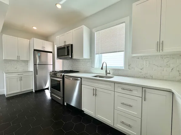 301 Hancock St #3, Dorchester, MA 02125