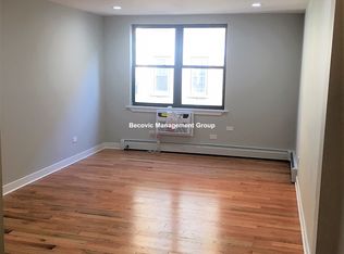 5750 N Kenmore Ave APT 309, Chicago, IL 60660