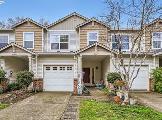 21077 SW Madeira Ter, Sherwood, OR 97140