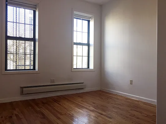 Rented by Yup Realty LLC | media 6