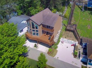 876 Palmer Dr, Middleville, MI 49333