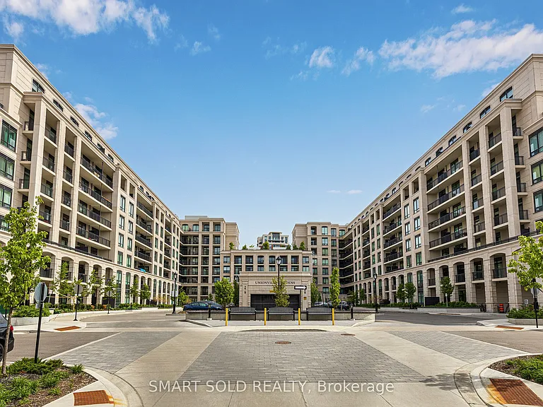 268 Buchanan Dr #305W — Photo 46
