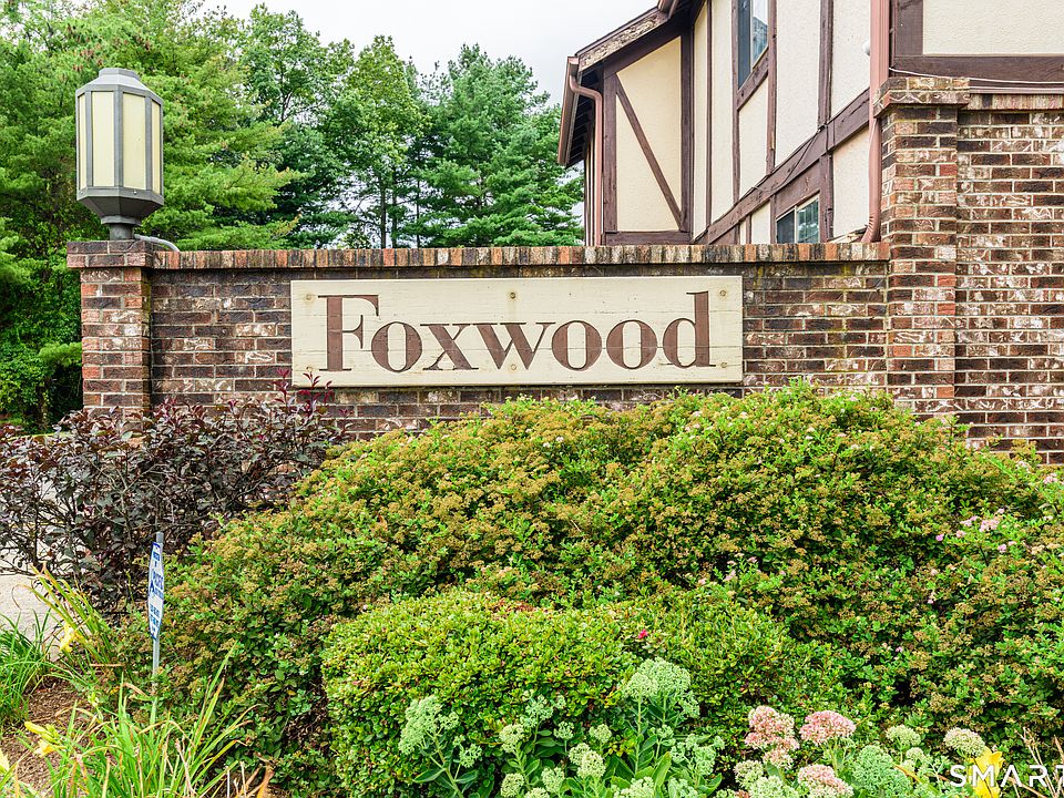 1st image of 215 Foxwood Lane #215