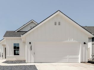 2607 N Silver Wolf Ave, Star, ID 83669