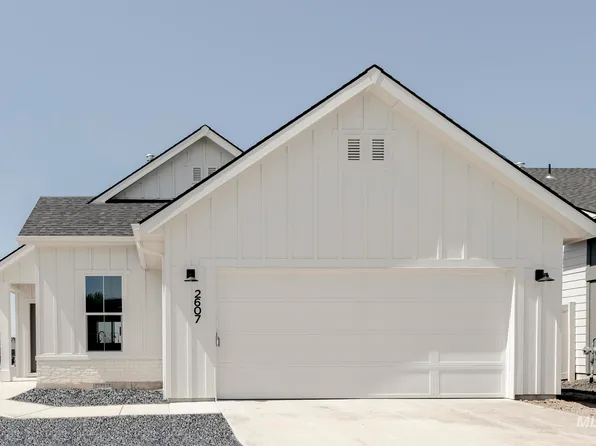 2607 N Silver Wolf Ave, Star, ID 83669