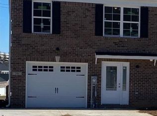 201 Dixon Cir, Vine Grove, KY 40175