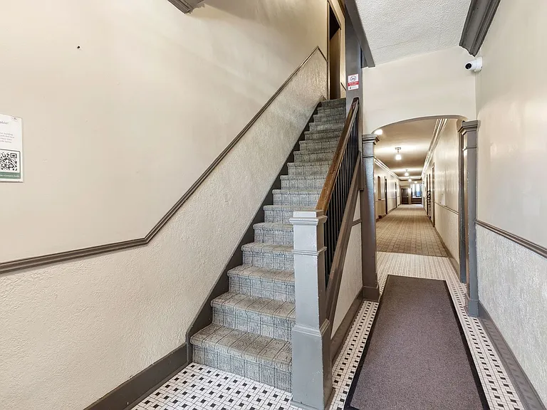Historic Worthington Manor Apartments — Photo 6