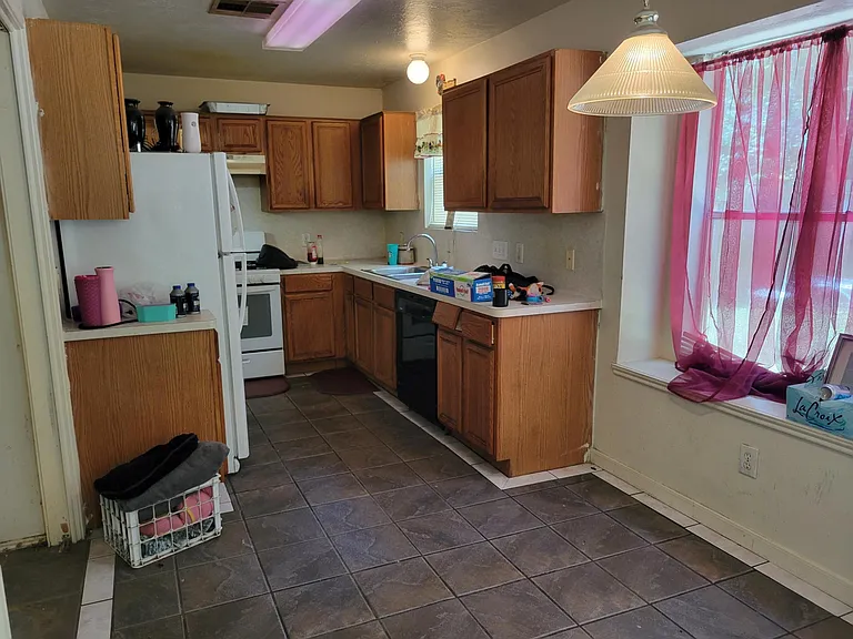 8819 Roaring Point Dr — Photo 4