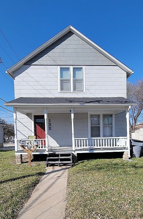 1st image of 132 W 13th Ave #202
