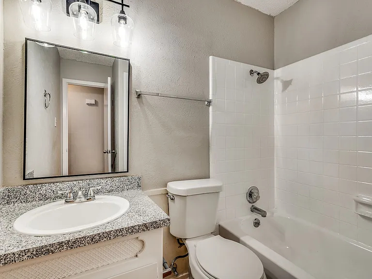 8838 Hidden Hill Dr — Photo 5