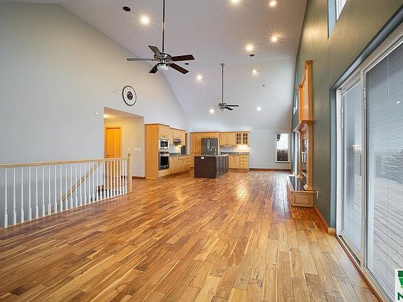 5th image of 1504 Buchanan Ave