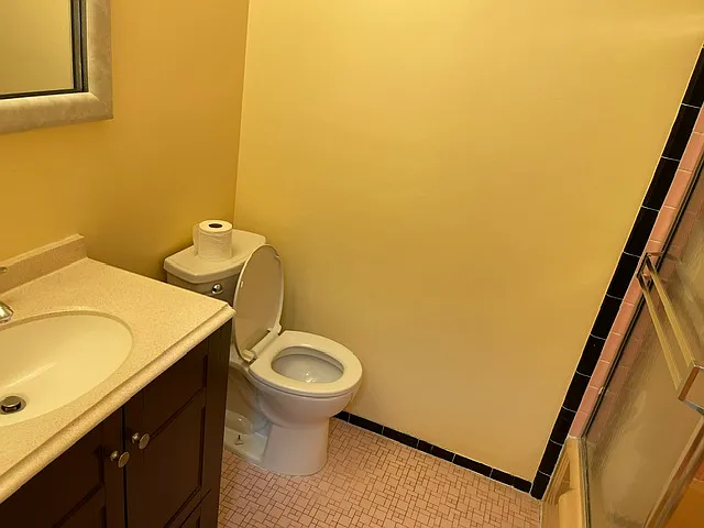 1104 Desale St SW — Photo 25