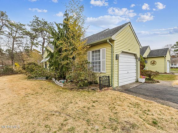 4th image of 65A Sunset Road #60