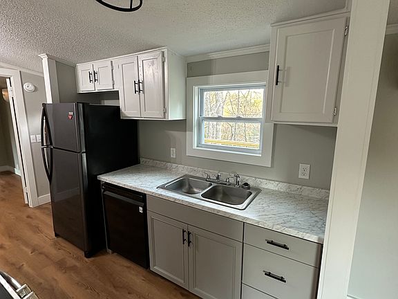 4th image of 52 Phillips Valley Rd