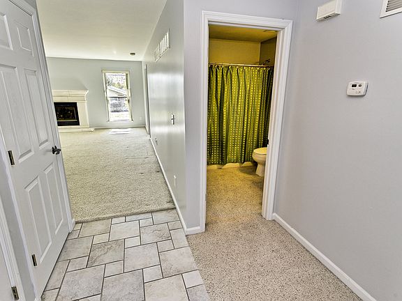 3rd image of 4236 Union Terrace Dr