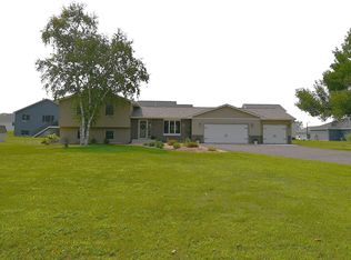 1415 County Rd E, New Richmond, WI 54017