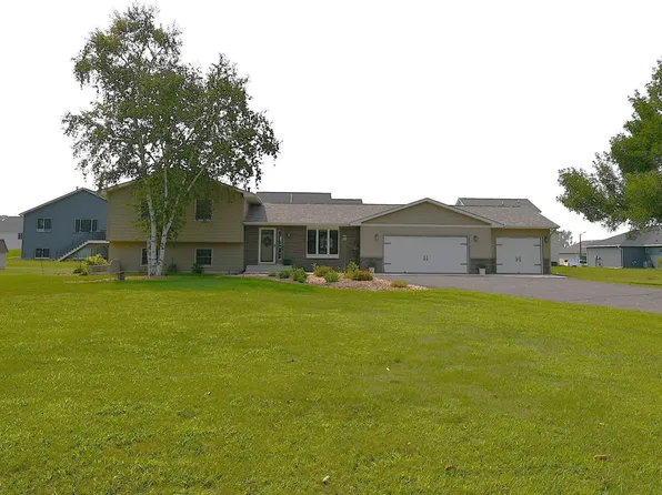 1415 County Rd E, New Richmond, WI 54017