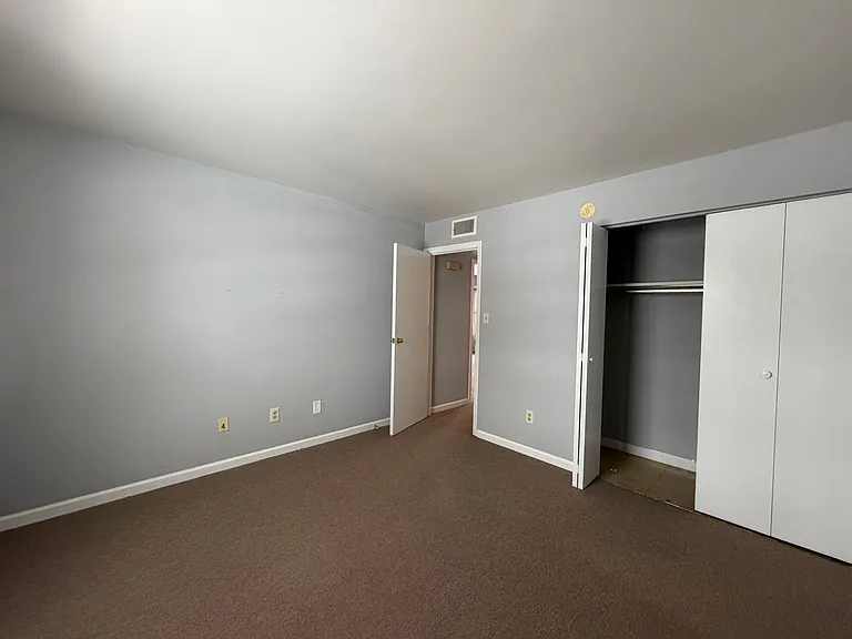 341 S Burns Ave — Photo 6