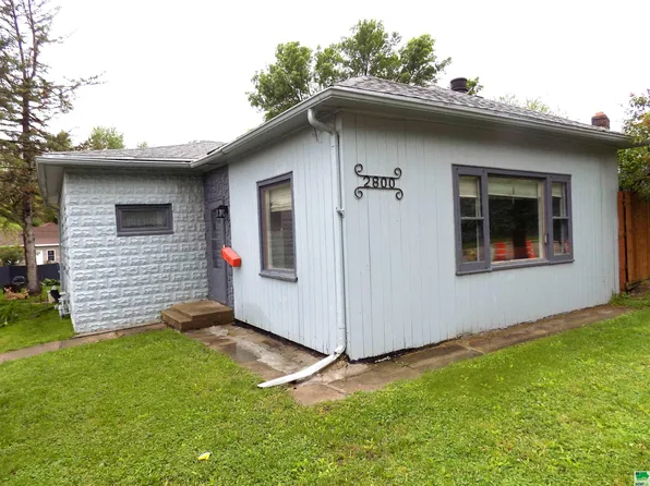 2800 Military Rd, Sioux City, IA 51103