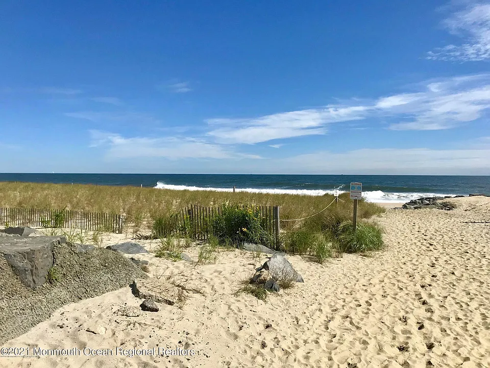 54 Wharfside Dr #54