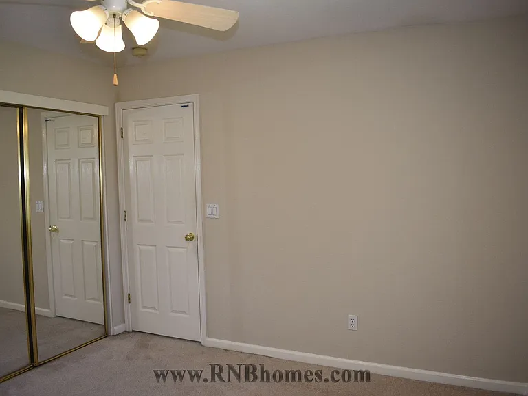 2400 Carr Ct — Photo 17