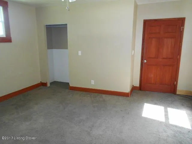 604 Winkler Ave — Photo 9