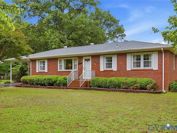 2nd image of 8061 Elliott Dr