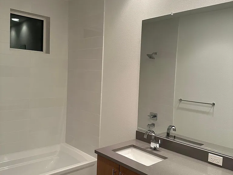 4549 N Williams Ave #A — Photo 6
