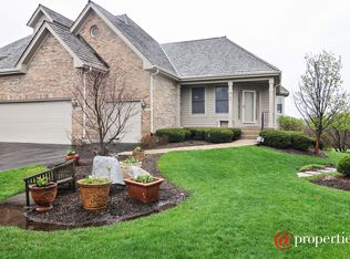 21997 W Vernon Ridge Dr, Mundelein, IL 60060