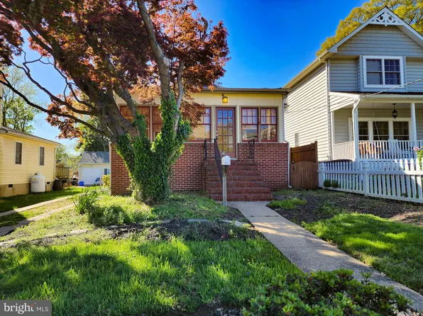 13 N Linden Ave, Annapolis, MD 21401