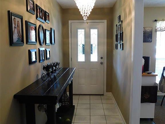 5th image of 528 Mount Airy Dr