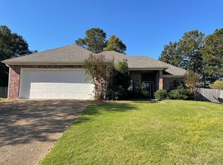 513 Oakleigh Pl, Brandon, MS 39047