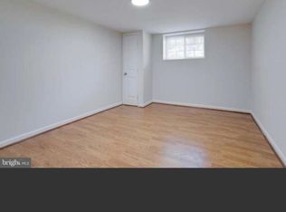 8524 Canterbury Dr, Annandale, VA 22003