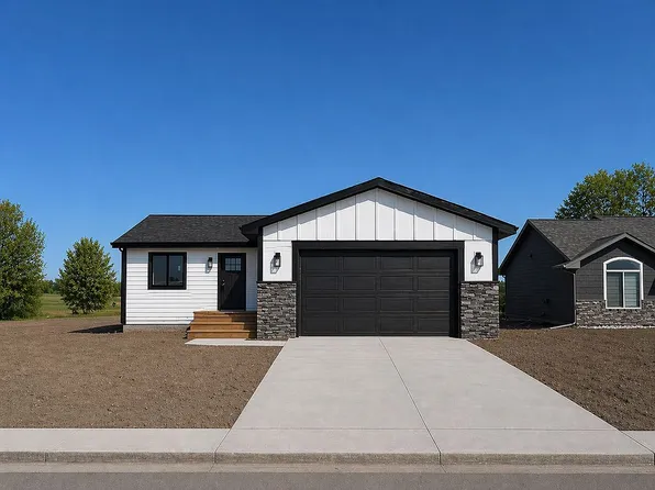 1704 W 26th St, Yankton, SD 57078