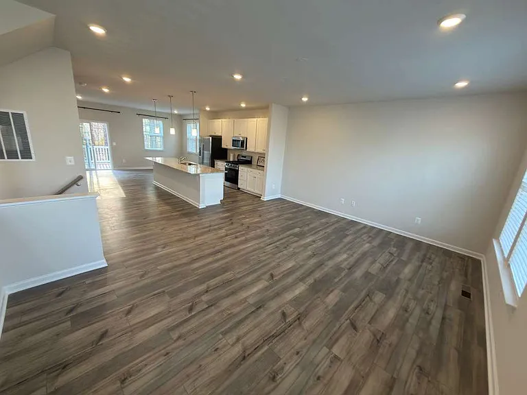 8762 Whitman Dr #1 — Photo 20