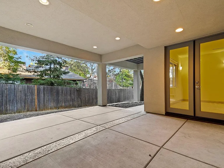 8551 Heather Cross Way — Photo 27