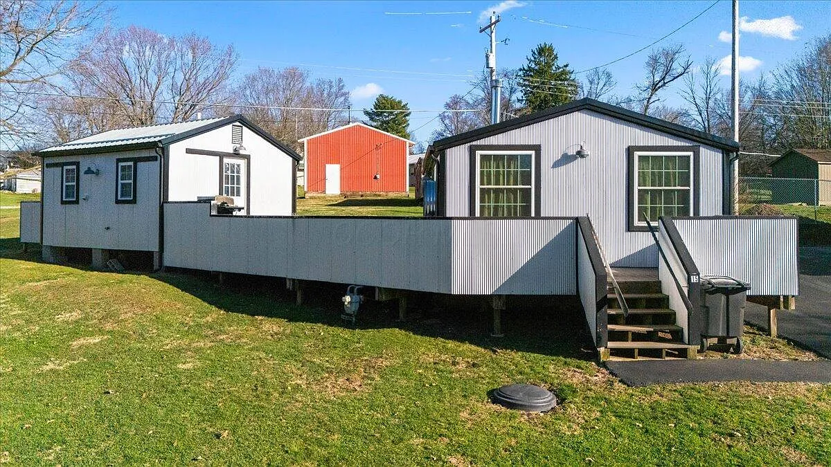 15 Westview Pl photo 1