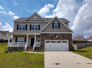 524 New Castle Ln, Spring Lake, NC 28390