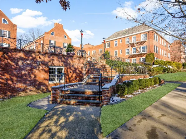 1815 Palmer Avenue #2A, Larchmont, NY 10538