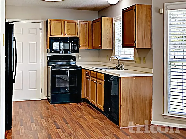 2207 Planters Knoll Dr — Photo 7