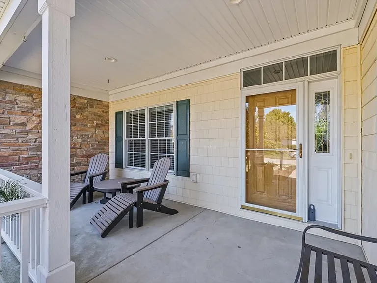 1632 Cobblefield Rd — Photo 2