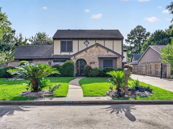 8111 Ivan Reid Dr, Houston, TX 77040