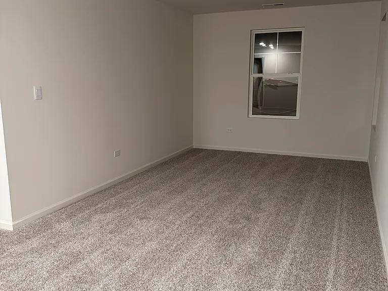 13520 S Carmel Blvd — Photo 17