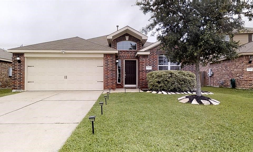 1st image of 838 Driftwood Ln