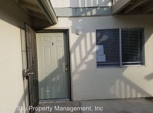 809 Monarch Cir APT 2, Exeter, CA 93221