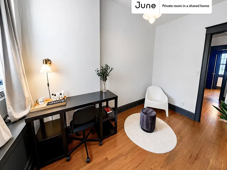 3618 Warren St NW #E — Photo 5