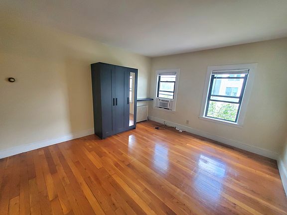 4th image of 58 Bishop Allen Dr #58