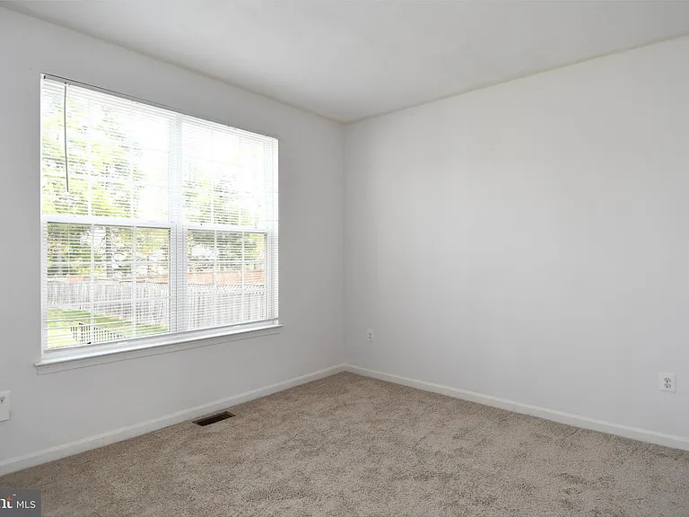 3082 American Eagle Blvd — Photo 20