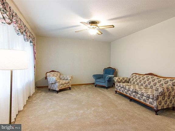 5th image of 59 Covington Dr
